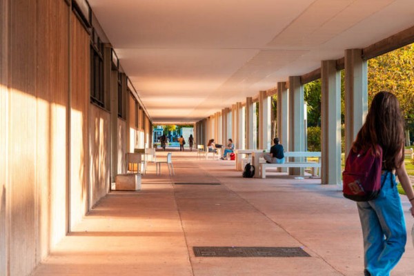 Sumar pide garantizar el 1,3% del PIB para universidades públicas 