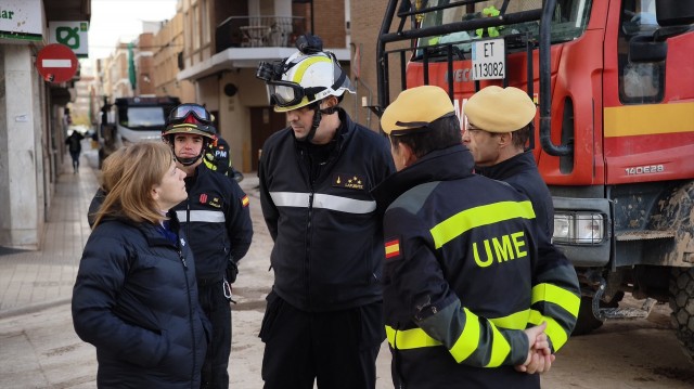 Los trabajos en el parking en la Plaza Mayor de Catarroja se espera que concluyan a lo largo del día