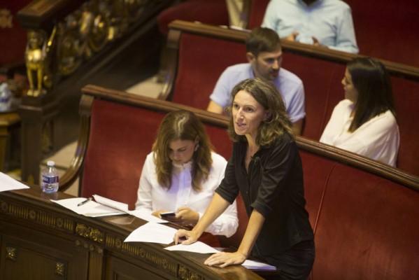 València refuerza Vivienda para desatascar la Concejalía