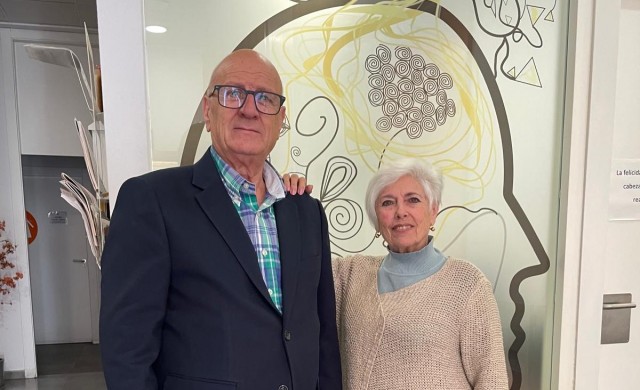 Convenio en Alcantarilla para mejorar la vida de las personas afectadas por Alzheimer y las de sus familias