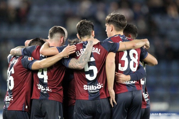 El Levante cierra la primera vuelta con tres puntos más que en el curso 2023-24
