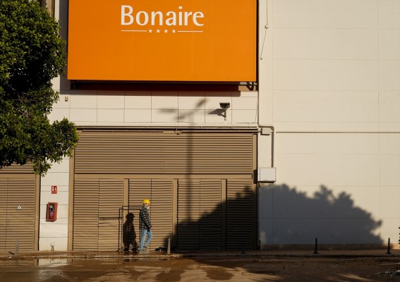 Bonaire reabrirá por completo a mediados de febrero tras quedar devastado por la Dana
