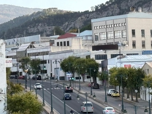 Alcoy mejora el empleo en la industria: aumentan un 10% los contratos y baja un 5% el paro
