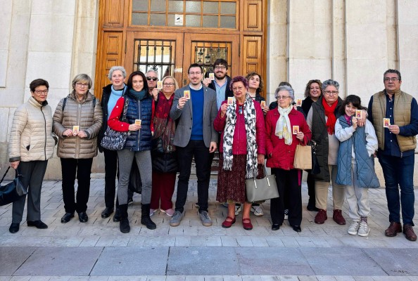 Castelló y el Mercado Central reparten 20 cheques regalo de 50 euros para fomentar el comercio local


