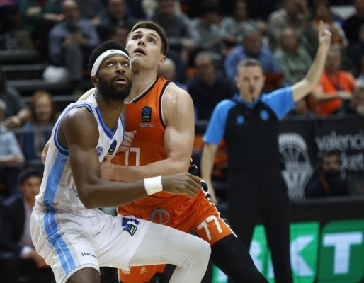 Valencia Basket se reencuentra con su mejor versión tras imponerse a Turk Telekom 