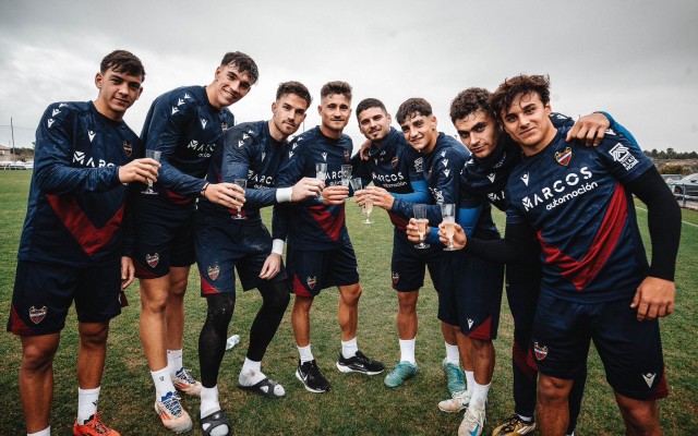 El Levante UD quiere estrenar 2025 con un asalto al playoff
