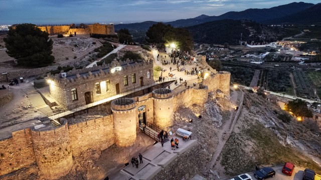 El Campamento los Reyes Magos crea en el Castillo de Onda un escenario mágico en su primera edición