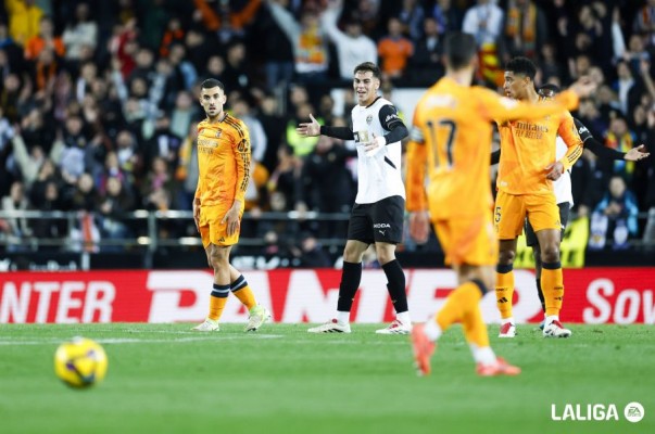 El Valencia CF se pega un tiro contra el Real Madrid