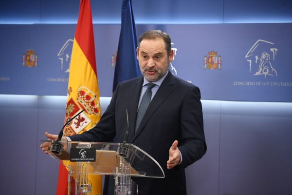 Ábalos presentará sus alegaciones al suplicatorio del Supremo y comparecerá en la Comisión el 13 de enero
