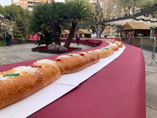 Un roscón de 160 metros rodeará este sábado el Gran Árbol de Murcia: se repartirán 4.000 raciones y 50 litros de chocolate