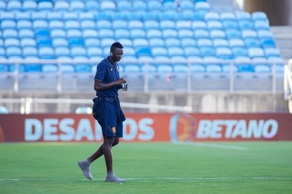 Sadiq estará en Mestalla para ver el duelo ante el Madrid y ya ha habla como valencianista