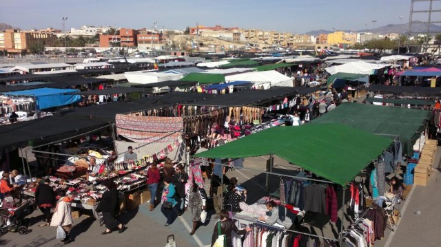 Alicante promueve un estudio piloto para mejorar la organización de los mercadillos municipales