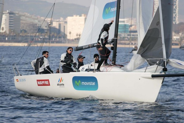 El 'Bribón Movistar' del Rey Juan Carlos logra el primer título para España