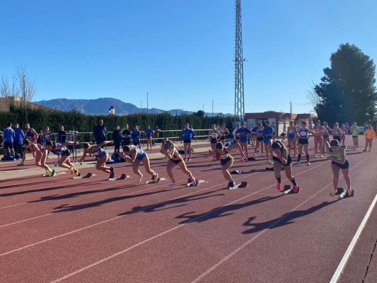 La cartagenera Eva Ibarra bate el récord regional sub-23 de 60 metros 