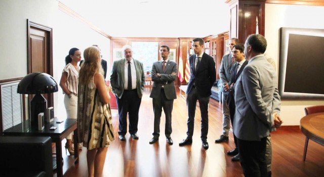 La valenciana dentalDoctors crea una cátedra en gestión clínica junto a la UPV