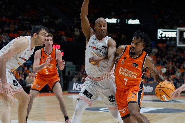 Valencia Basket despide 2024 asegurando su plaza en la Copa del Rey