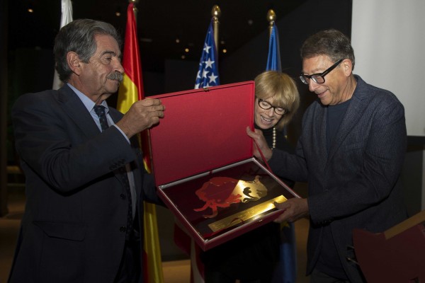 Stuart Weitzman, de icono del glamour del calzado de Elda a mecenas del patrimonio prehistórico