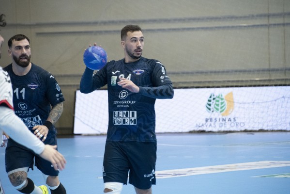 Nacho Valles abandonará el Servigroup Hoteles Benidorm a final de temporada
