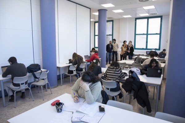 L'UJI instala una nova sala d'estudis a l'Escola Superior de Tecnologia i Ciències Experimentals
