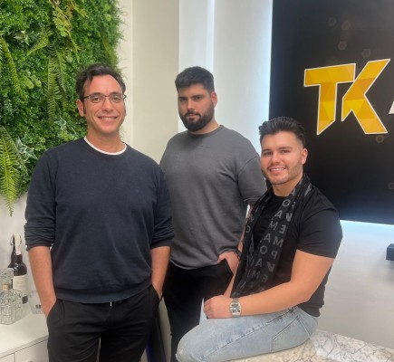 TK Analytics compra la agencia de marketing murciana Buzzial