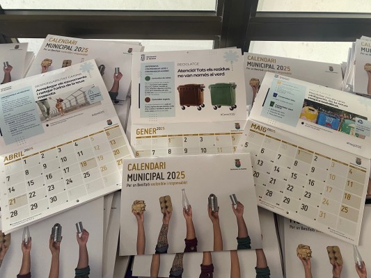 Benifaió promociona el reciclaje y la sostenibilidad a través del calendario municipal 2025