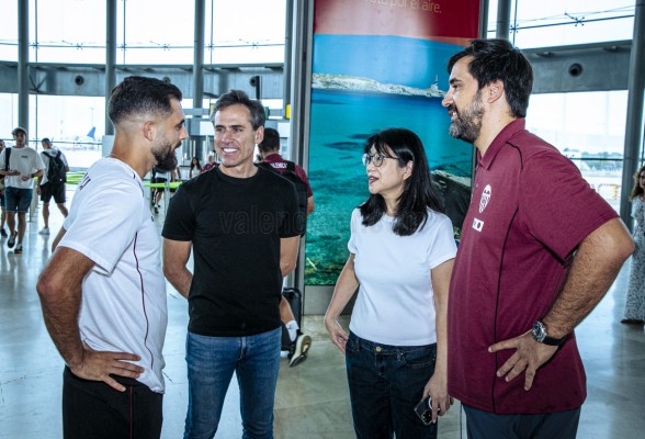 El Valencia CF abre el abanico de salidas