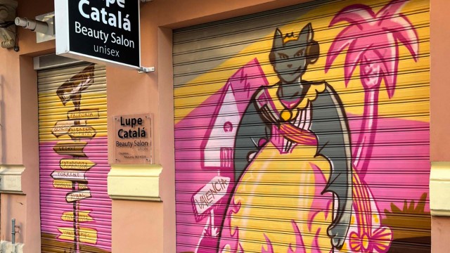 Murales sobre la Dana, la infancia y la mujer valenciana ganan el Concurso de Arte Urbano de Russafa