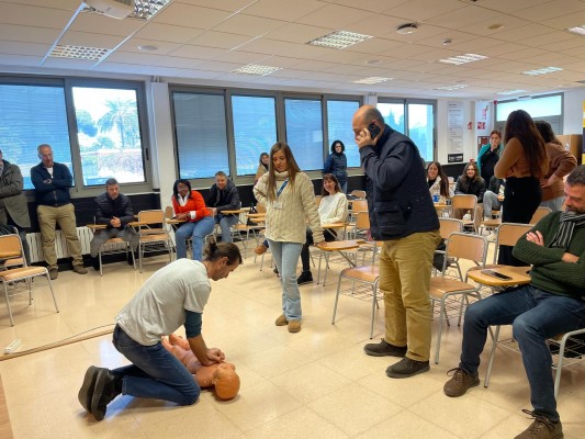 Vithas Castellón y Ashotur preparan a la hostelería y la restauración para emergencias en Navidad