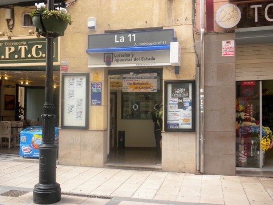 Castelló vende parte de un cuarto premio en el restaurante Hermanos Zafón y la calle Mayor