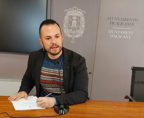 El líder de Compromís en Alicante 'se corrige' en su crítica al recurso sobre los depósitos del Puerto