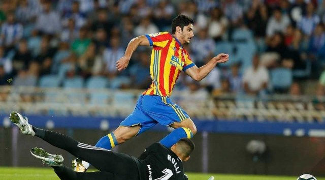Las 'galopadas' de Guedes iluminan al VCF en Anoeta