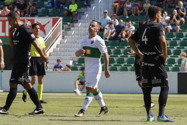 El Mallorca sí suma los tres puntos y desplaza al Elche a la segunda plaza