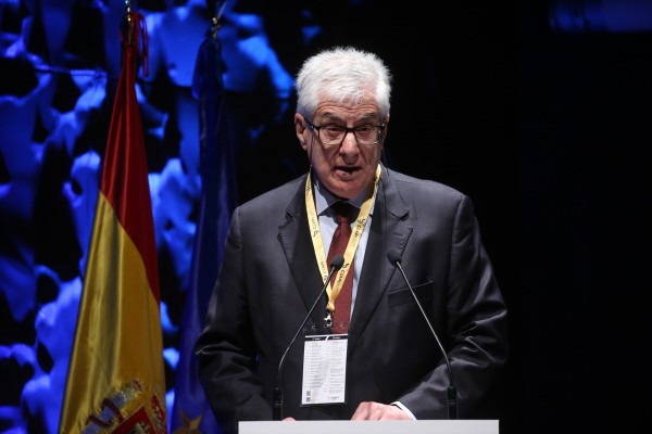 Criteria informa a la CNMV de la renuncia de Burniol como vicepresidente y consejero