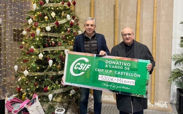 CSIF dona 1.000 euros de su venta de lotería a familias de la parroquia San Vicente Ferrer