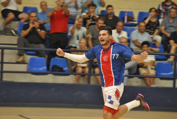 Festival de goles en el Pitiu y tres de tres para Agustinos