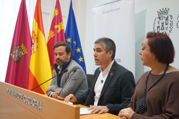Giménez Gallo asegura que Diego Salinas (Vox) fue agredido antes de emitir su comunicado contra MC Cartagena