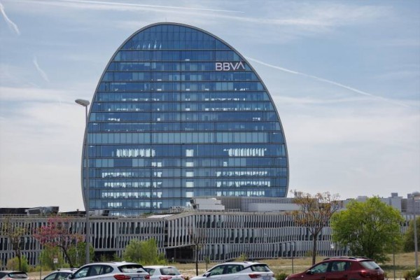 La Banca Privada de BBVA en España apuesta por la Bolsa y la renta fija europea en 2025