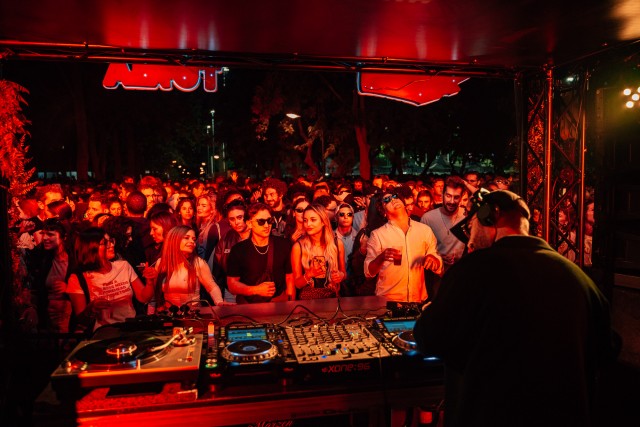 Jardí Electrònic vuelve al Parc Central con Rebecca Ardura, DJ Belly Phat y Blanch