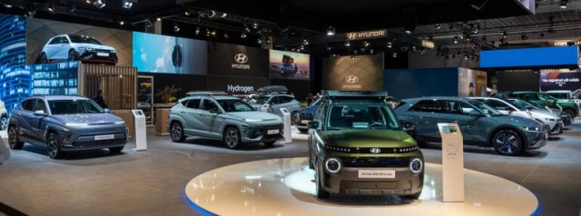 Triple presentación europea: Hyundai presenta Inster, Inster Cross y el Initium en el Salón del Automóvil de Bruselas 2025