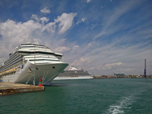 El número de cruceristas cayó en València de 23.000 a 850 entre octubre y noviembre por la Dana