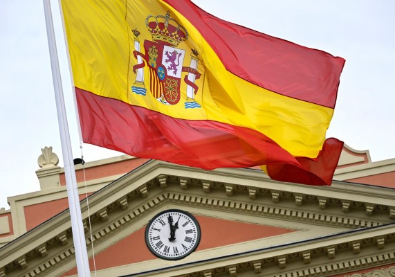 El reloj del Ayuntamiento de Murcia entonará cada día a las 12.00 horas el 'Canto a Murcia' de La Parranda

