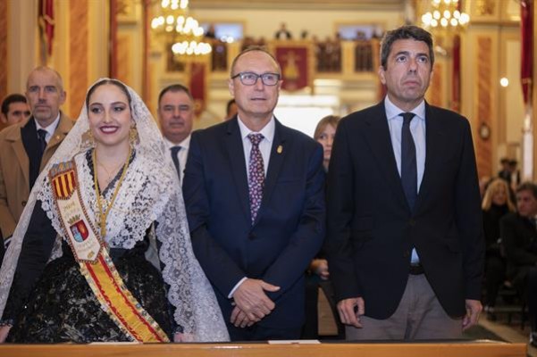 Mazón felicita a Xilxes en IV Centenario del Hallazgo del Santísimo Cristo de la Junquera
