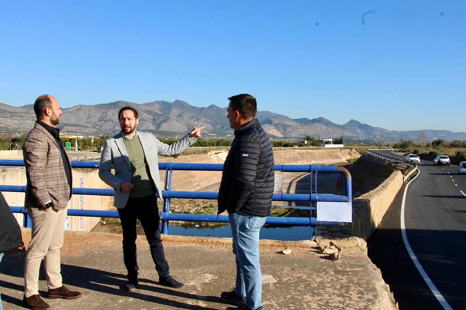 Castelló finaliza el asfaltado de la Mota derecha del Riu Sec tras una inversión de 474.189 euros
