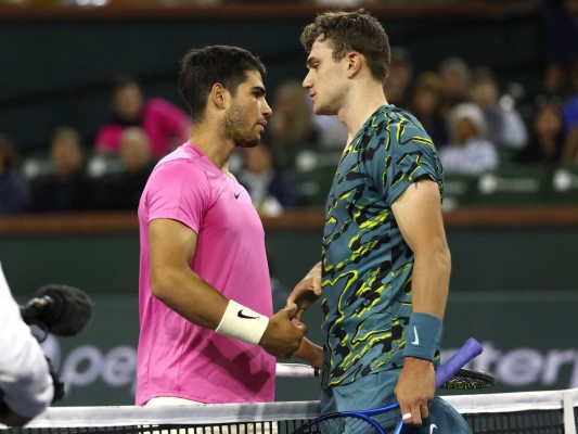 Alcaraz está menos de la mitad de tiempo en pista que Draper, su rival en octavos de Australia