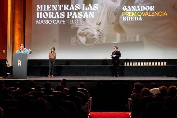 Mientras las horas pasan, de Mario Capetillo, gana el premio Valencia Rueda en Notodofilmfest 