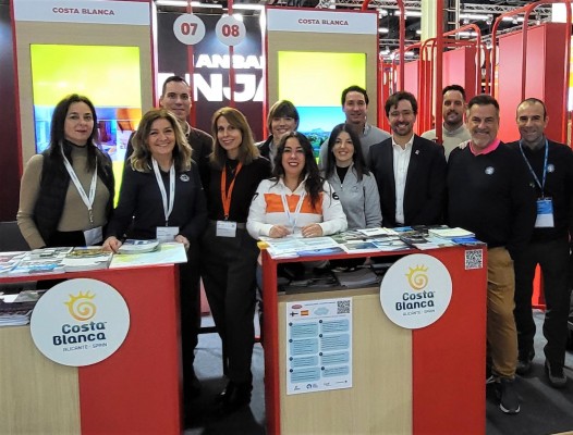 La asociación de campos de golf de la Costa Blanca arranca la promoción de 2025 en Helsinki