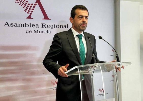 Vox advierte de que la Región lleva 20 años con una Ley de Universidades 