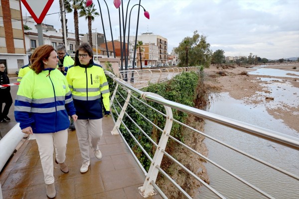  La Diputación avanza en la reconstrucción del puente sobre el río Magro que colapsó en Carlet