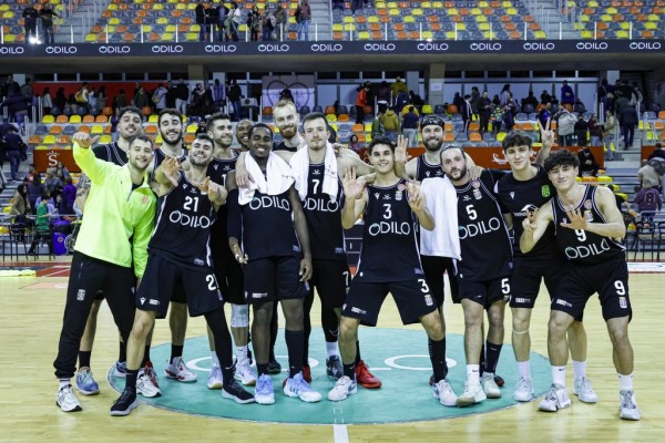 El Odilo Cartagena trata de dar en Oviedo un paso más hacia la permanencia en Primera FEB