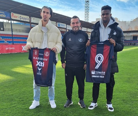 El Yeclano, que roza la promoción, inicia la segunda vuelta en Primera RFEF en Sanlúcar